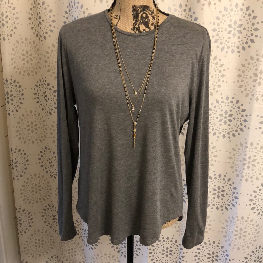 👚 Ann Taylor Long Sleeve Tee